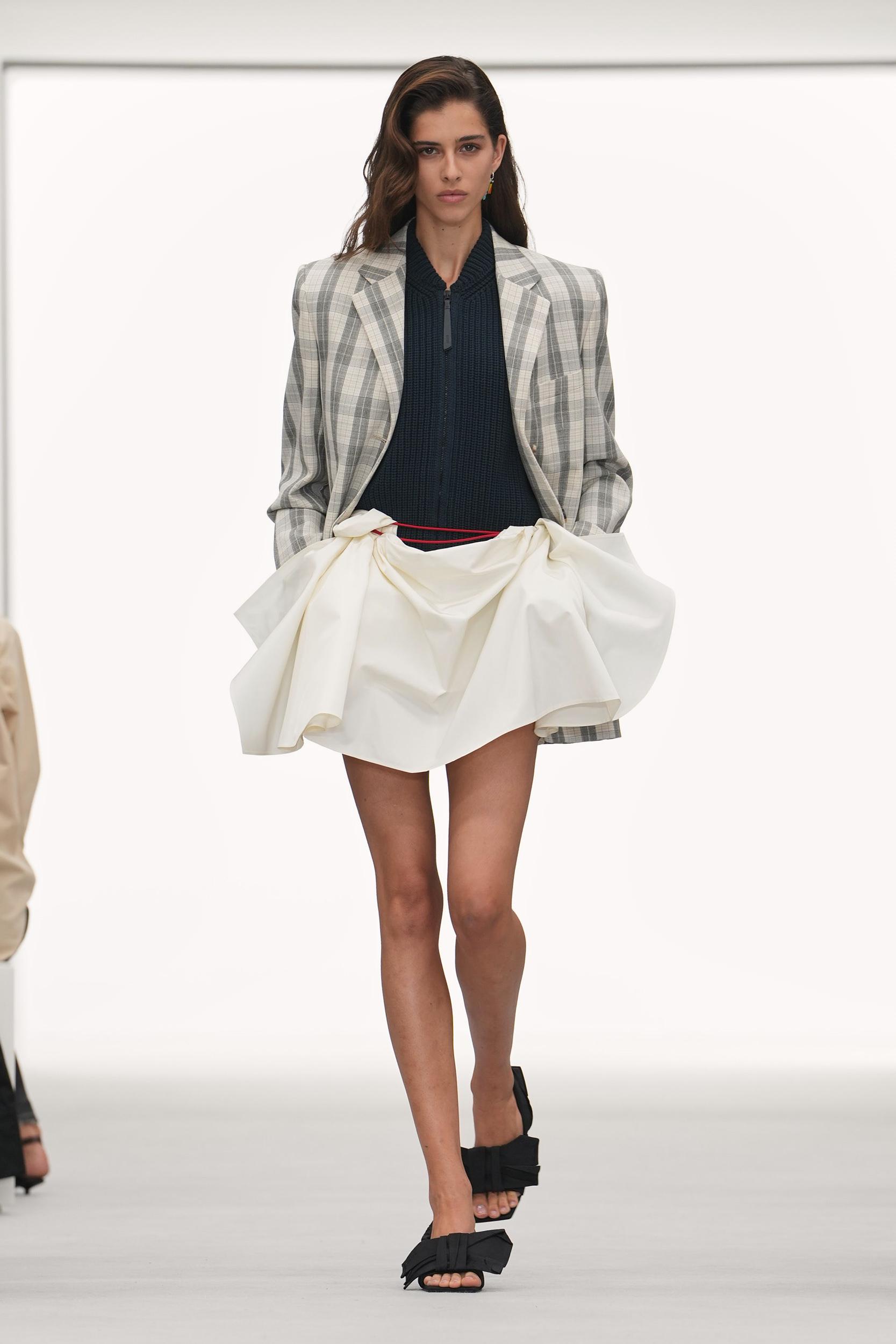 Défilé - Loewe - Prêt à porter Printemps-Eté 2027